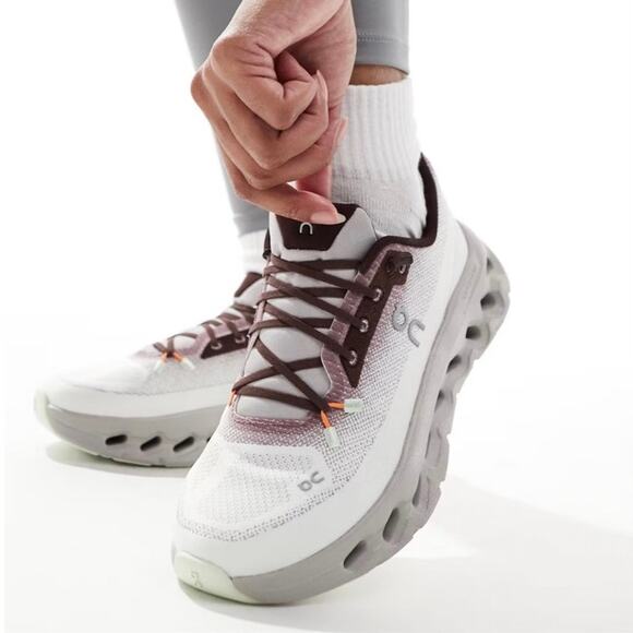 On Cloud Shoes - On Cloud Cloudtilt ‘Quartz/ Pearl’ Women Running Sneakers- SZ 10